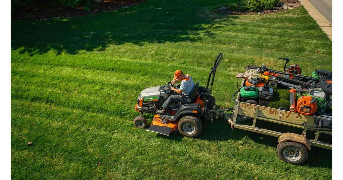 How to Start a Lawn Care Business in 2025: Step-by-Step Guide for Beginners